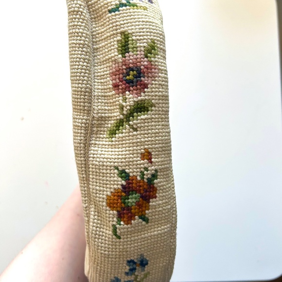 Vintage hand done Needlepoint Purse – Christine Custom Bags (Detroit, MI) Bunny - Picture 9 of 16